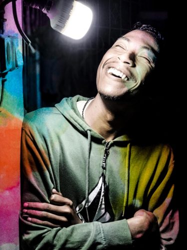 Tojoniaina Rakotoarisoa Artiste Plasticien Peintre Dessinateur Illustrateur Madagascar